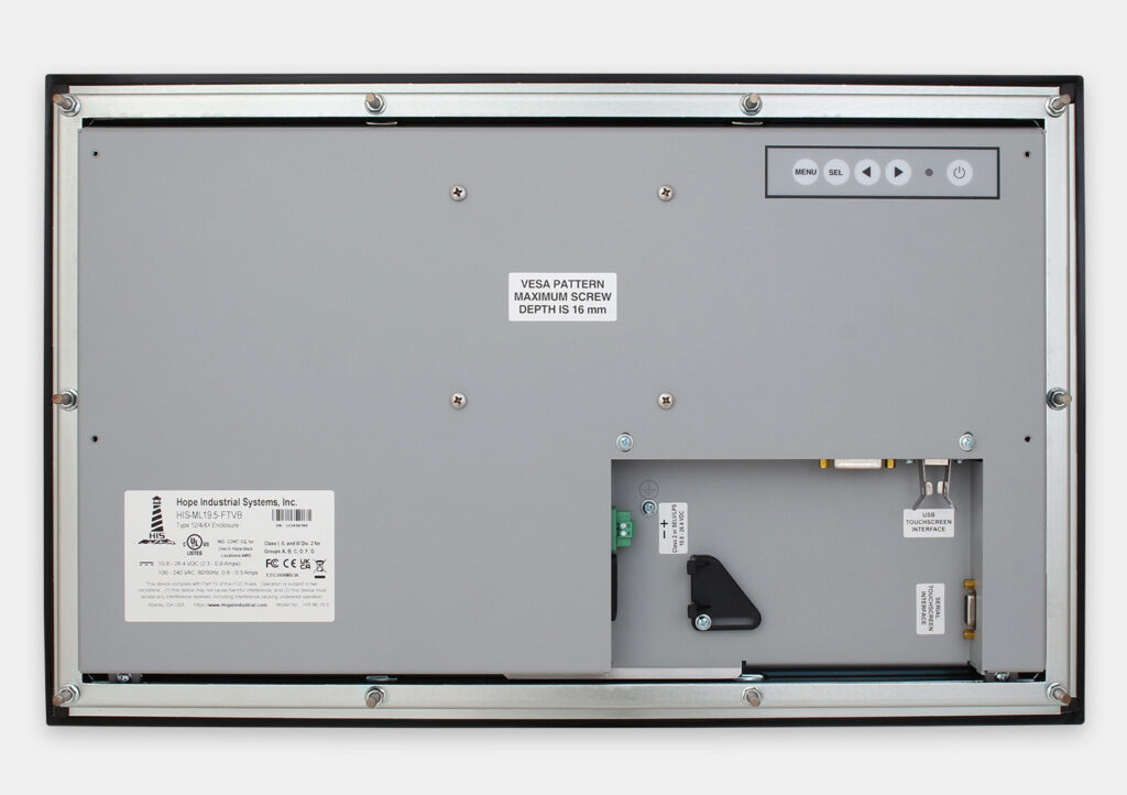 Monitores industriales de montaje en panel con pantalla panorámica de 19,5” y pantallas táctiles resistentes según IP65/IP66, vista de salida para cables